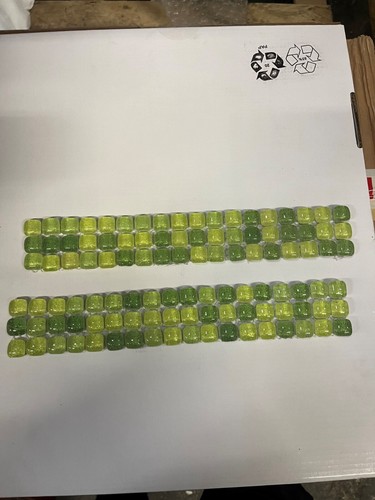 Green and yellow glass - yellow,