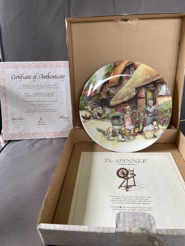 Royal doulton plates old - royal,