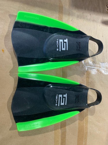 Hydro tech black green small - tech,