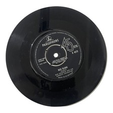 Ron Goodwin Red Cloak/Elizabethan Serenade 1960 Parlophone 45rpm Single