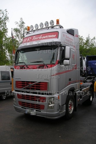 Truck photo volvo - truck,