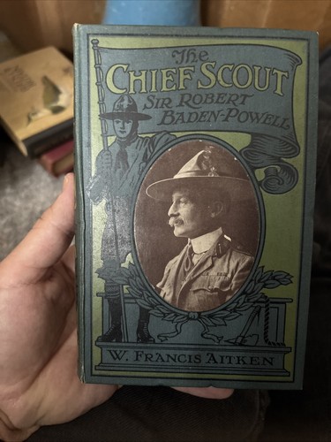The chief scout sir robert - chief,