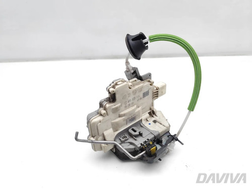 Audi rear door - lock, right