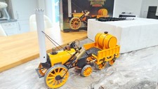 BK570: Hornby Stephensons Rocket 3.5 inch Gauge Steam Train Set