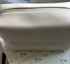 ~NEW BURBERRY Cosmetic Pouch