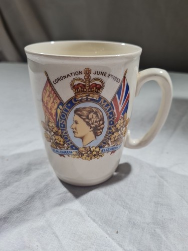 Commerative mug queen - commerative,