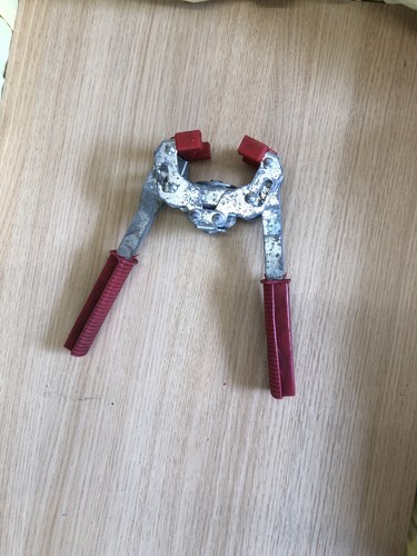 Twin handle bottle capper - handle,