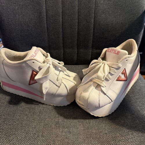 Vintage white and pink chunky - and,