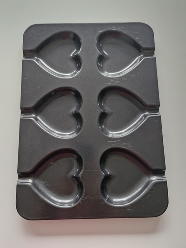 Used heart shaped baking - used, tin