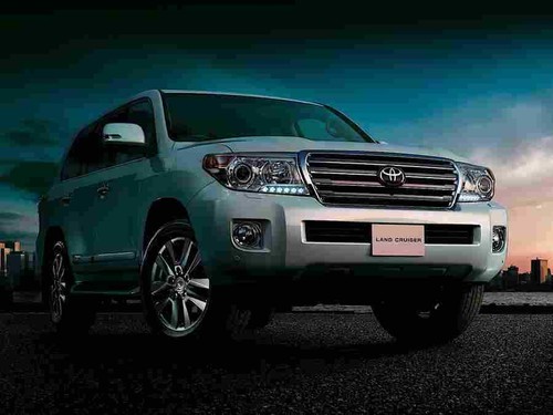 Toyota land cruiser 200 - land,