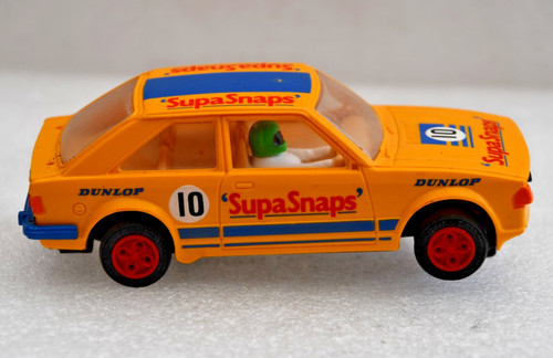 Scalextric ford escort xr3i - scalextric,