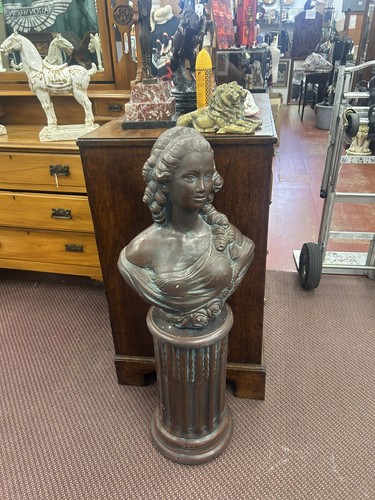 Bronze patina metal woman - bronze,