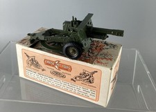 CRESCENT TOYS #1250 25 POUNDER FIELD GUN NEAR MINT WITH ITS BOX