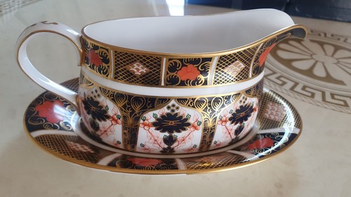 Royal crown derby 1128 gravy