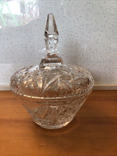 Crystal glass bowl with - glass, lid