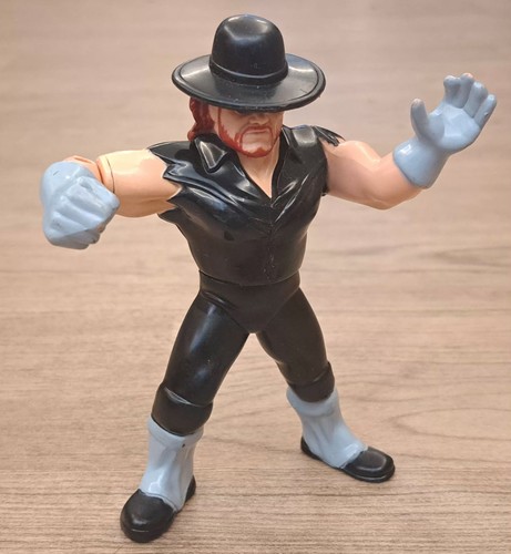 Hasbro wwf the undertaker - the,