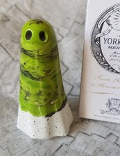 Green & White Malabar ~ Gem