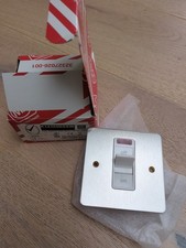 MK Edge K14305BSSW 32 Amp