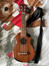 Good Quality Wooden Ukulele Including Carry Bag And Strap - Hardly Used