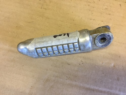 Suzuki gsxr 400 gk71 - suzuki, footpeg