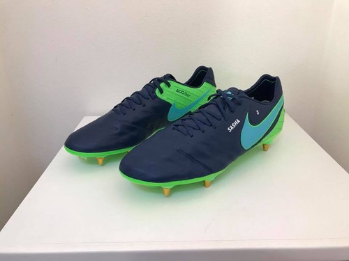Gerard piqué bernabéu - piquÉ, nike