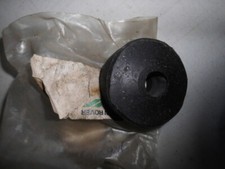 TRIUMPH TR6 SUSPENSION  RUBBER BUSH 152767 N.O.S.