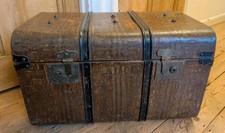 Vintage Metal Steamer Trunk - Storage Treasure Chest Coffee Table Blanket Box