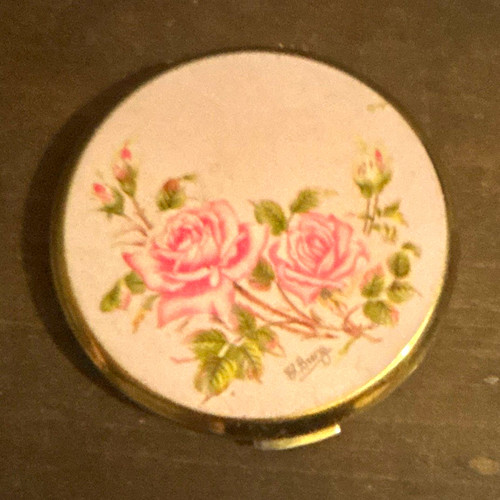 Stratton vintage round - vintage, metal