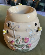 Party Lite Honey Comb Bee Hive