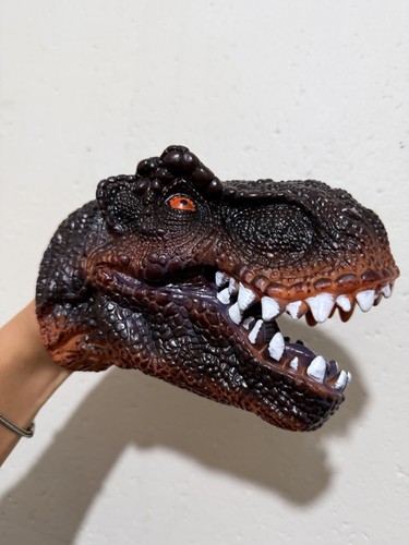 Dinosaur hand puppet animal - hand,