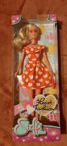 Steffi love heart fashion doll - love,