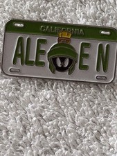 Aleen (Alien) Looney Tunes Cartoon Character Enamel Pin Badge