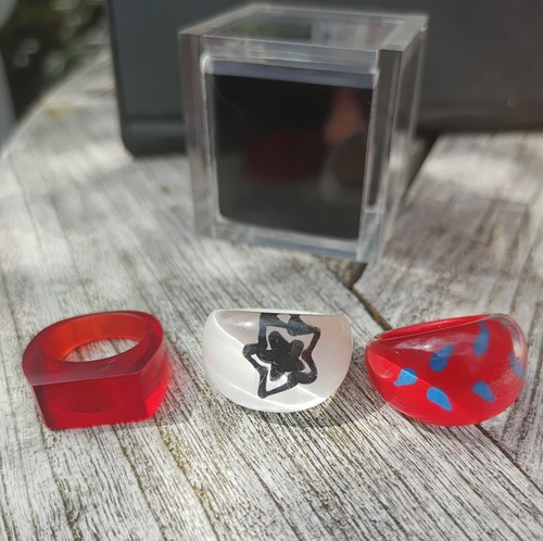 Lucite plastic chunky rings - lucite,