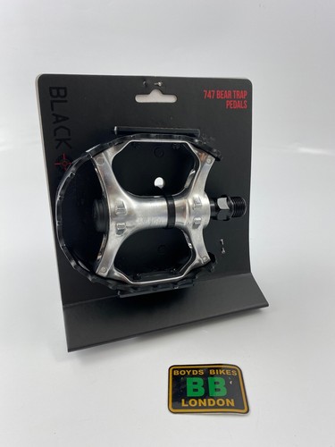 Bear trap pedals - bear, 747
