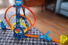 Hot Wheels Triple Loop Track