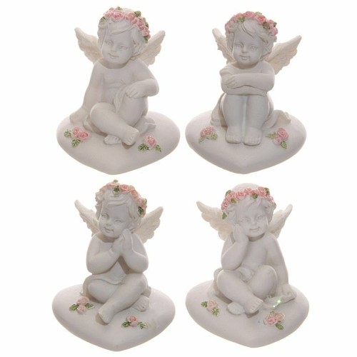 Finely crafted cherubs - finely,