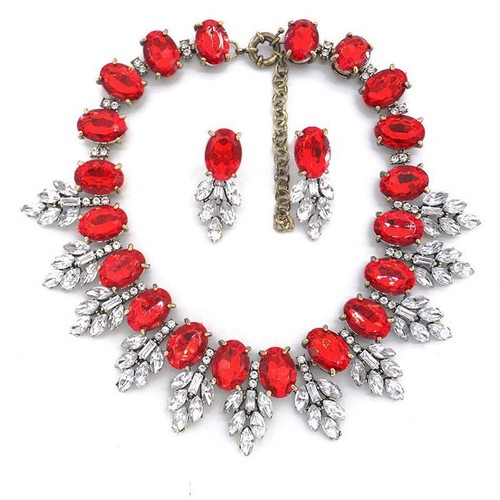 Choker bib party - party, statement