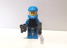 LEGO Alien Defense Unit Soldier 6 ac014 Minifigure. Alien Conquest 