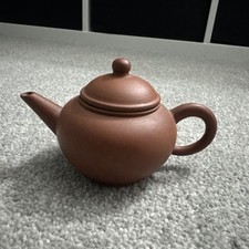 Miniature Chinese earthenware