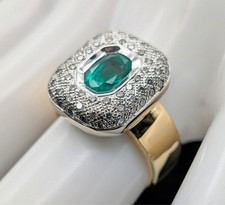 750/18K Yellow Gold Emerald