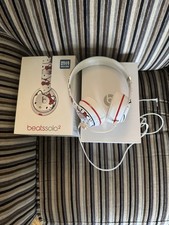 Hello Kitty Beats Dr Dre Solo