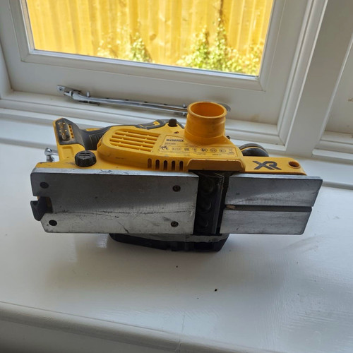 Dewalt 18v brushless - dewalt, xr