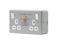 BG MC522RCD Metalclad Twin RCD