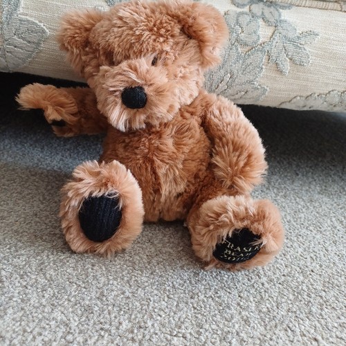 House fraser bear - house, 2002