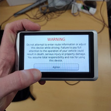 GARMIN NUVI 1300 SAT NAV