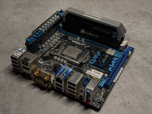 Asus p8z77 deluxe - (boxed), p8z77-i