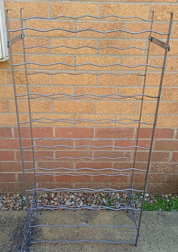 Metal wine bottle - , rack