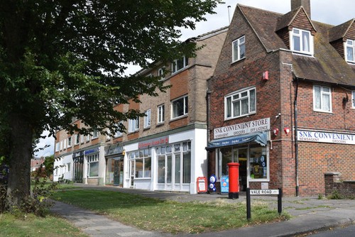 Photo 6x4 shops - 6x4, at