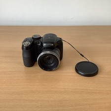 FUJIFILM FINEPIX S2980 14 Megapixel Digital Bridge Camera
