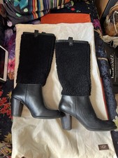 UGG AVA Boots